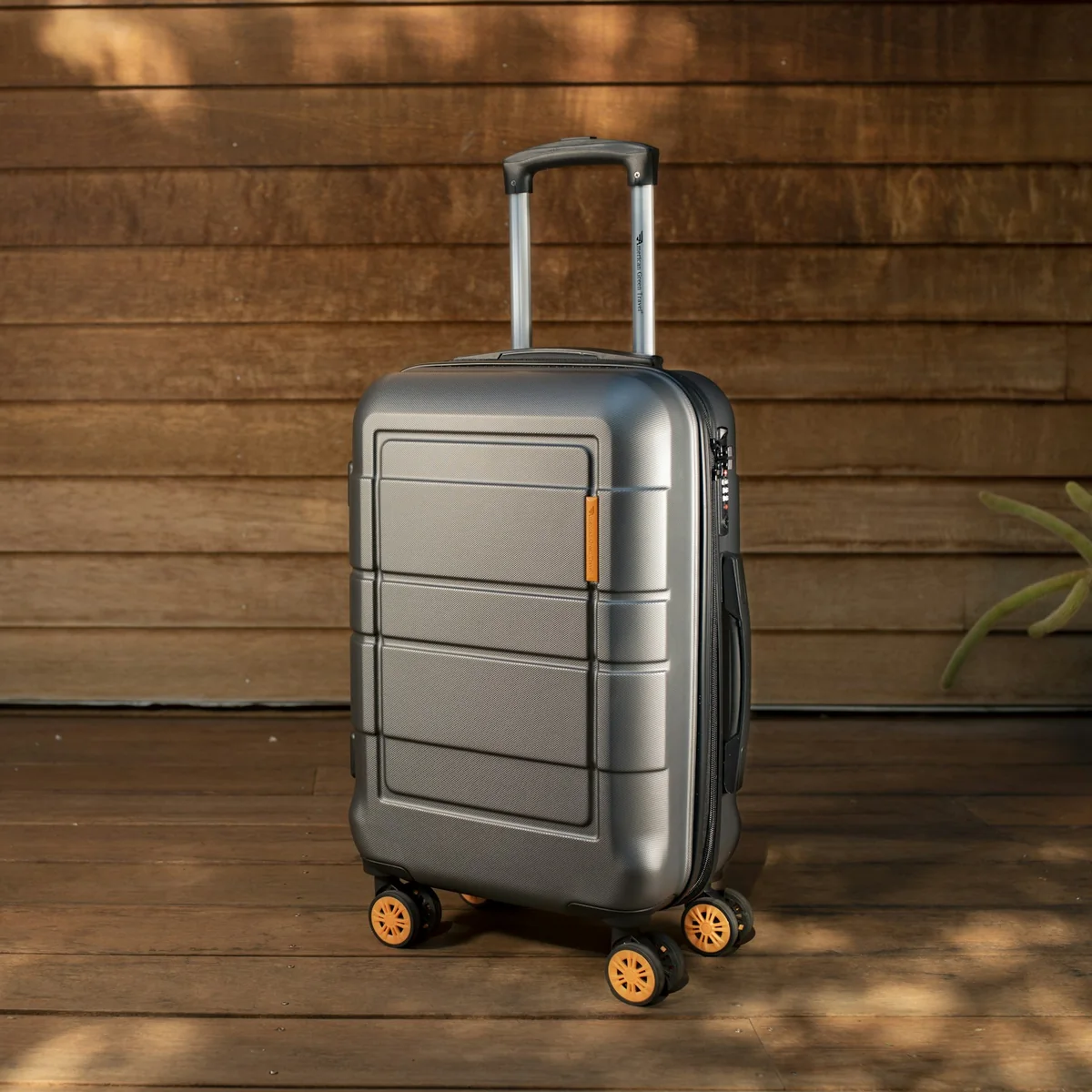 Aluminium carry-on suitcase with spinner wheels